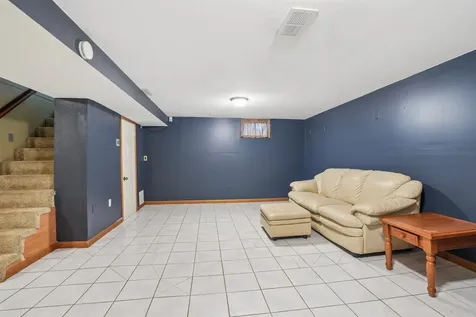 855 Kirkwood Dubuque IA 52001