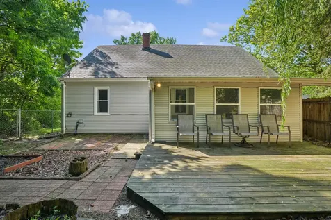 855 Kirkwood Dubuque IA 52001
