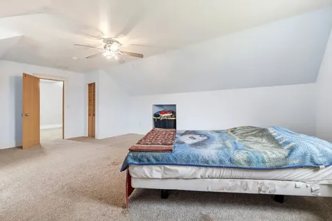28205 400th Bellevue IA 52031
