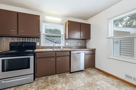 2010 Deborah Dubuque IA 52001