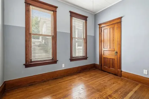 703 Caledonia Dubuque IA 52001