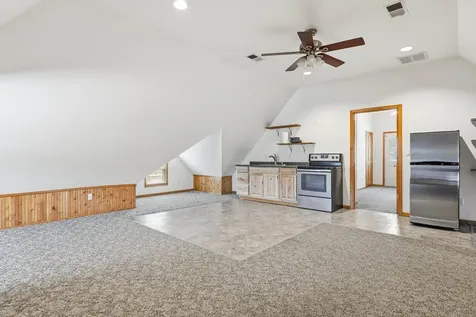 703 Caledonia Dubuque IA 52001