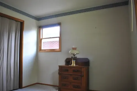 919 N Second Guttenberg IA 52052