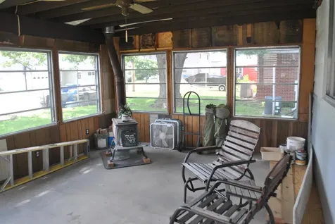 919 N Second Guttenberg IA 52052