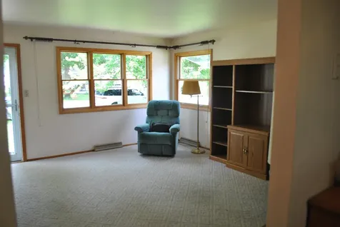 919 N Second Guttenberg IA 52052