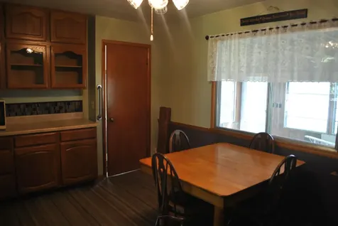 919 N Second Guttenberg IA 52052