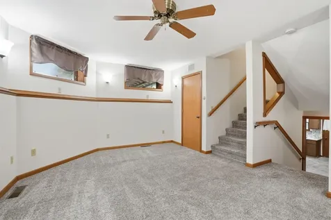 2035 Jansen Dubuque IA 52001