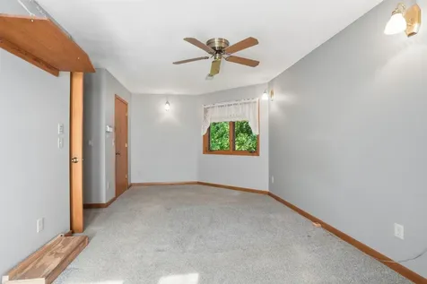 2035 Jansen Dubuque IA 52001