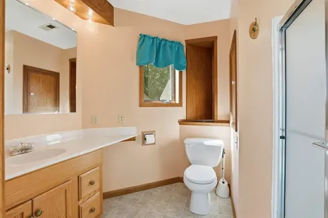 2035 Jansen Dubuque IA 52001