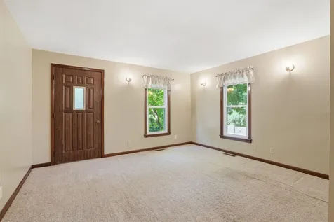 2035 Jansen Dubuque IA 52001
