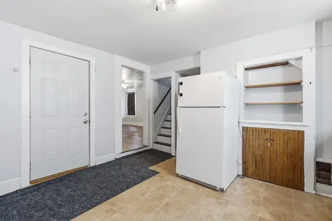 2418 Broadway Dubuque IA 52001