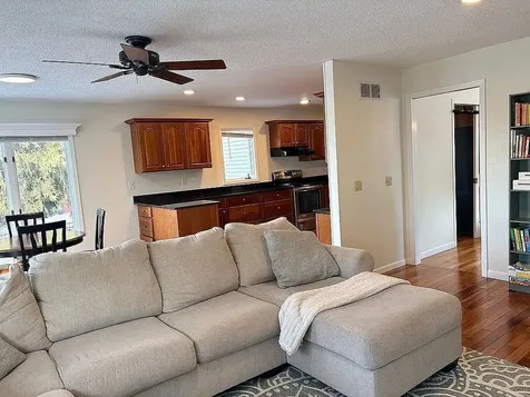 2355 Clarke Crest Dubuque IA 52001
