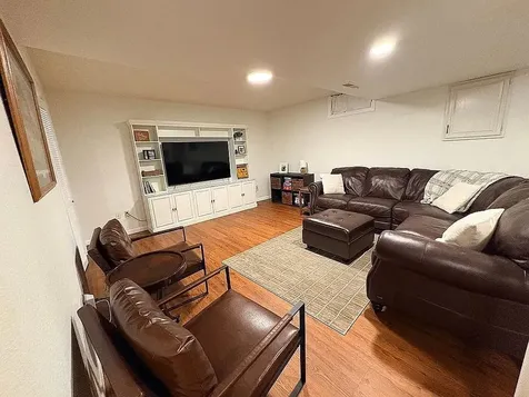 2355 Clarke Crest Dubuque IA 52001