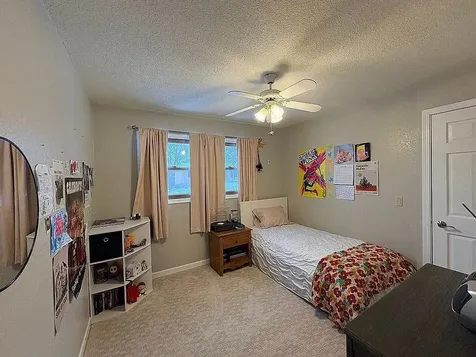 2355 Clarke Crest Dubuque IA 52001