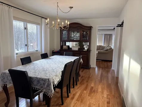 2355 Clarke Crest Dubuque IA 52001