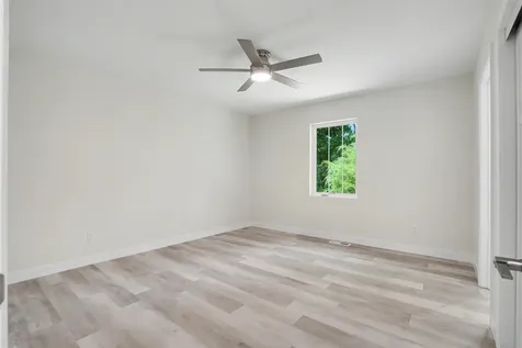 851 Ramona Dubuque IA 52003