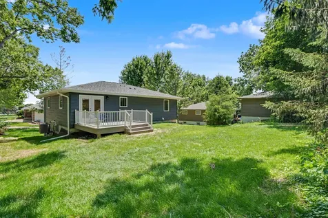851 Ramona Dubuque IA 52003