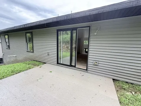 3001 N Grandview Dubuque IA 52001