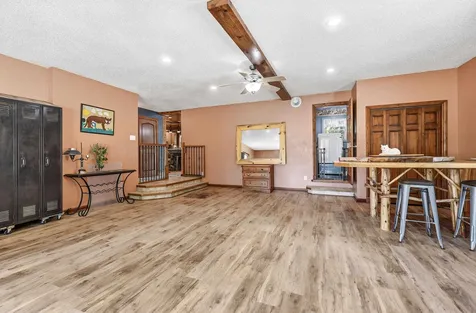 1763 St. Catherine Bellevue IA 52031
