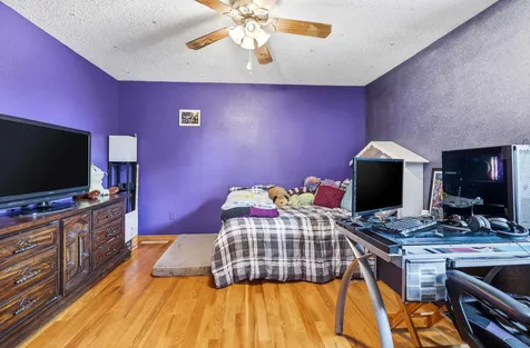 1763 St. Catherine Bellevue IA 52031