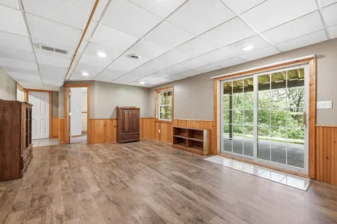 1763 St. Catherine Bellevue IA 52031
