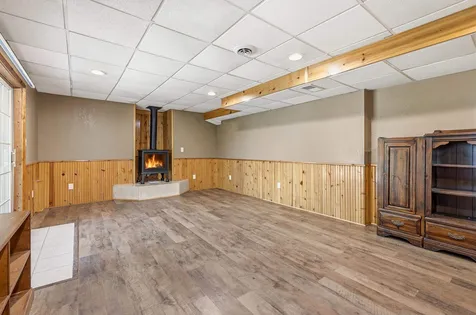 1763 St. Catherine Bellevue IA 52031