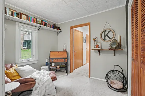 403 5th Delhi IA 52223