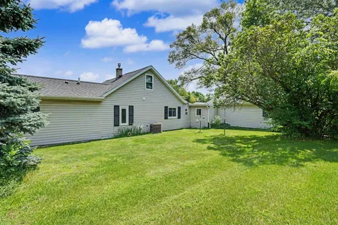 403 5th Delhi IA 52223