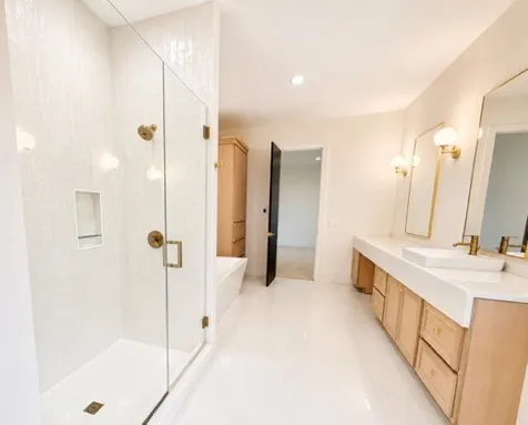 11175 Maci Dubuque IA 52003