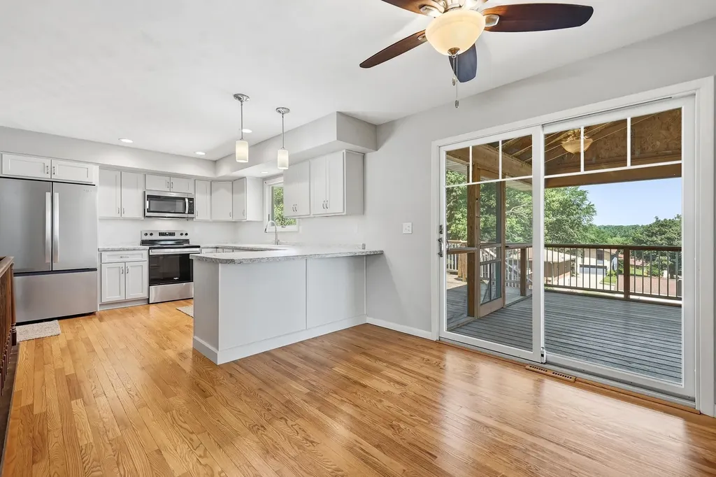 3409 Daniels Dubuque IA 52002