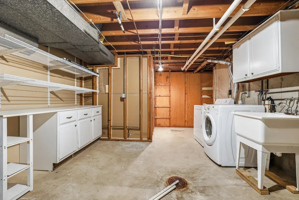 3409 Daniels Dubuque IA 52002