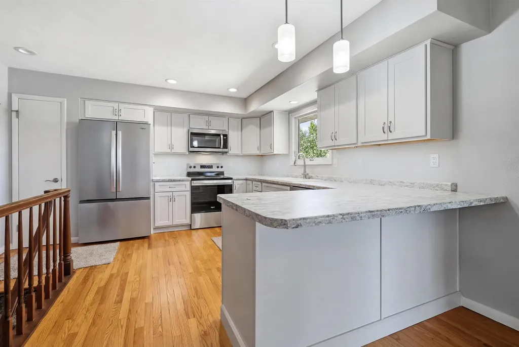3409 Daniels Dubuque IA 52002