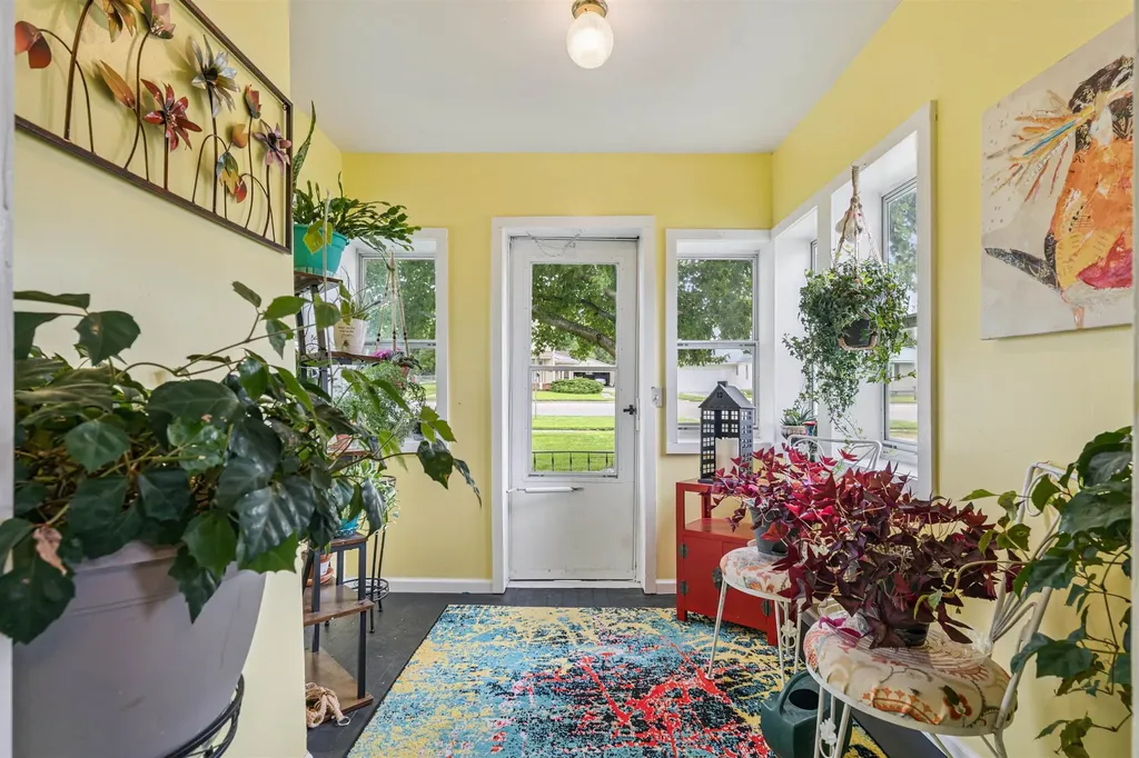 708 N Franklin Manchester IA 52057