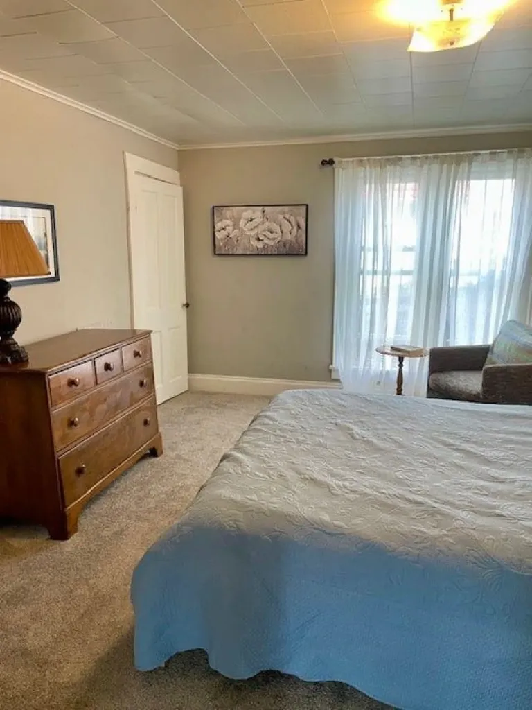708 N Franklin Manchester IA 52057