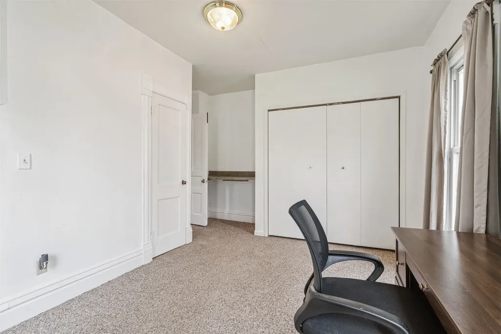 708 N Franklin Manchester IA 52057