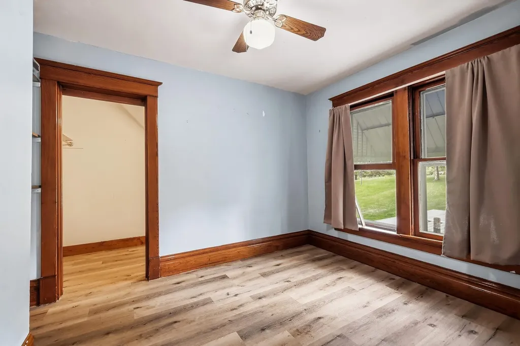 1770 Wood Dubuque IA 52001