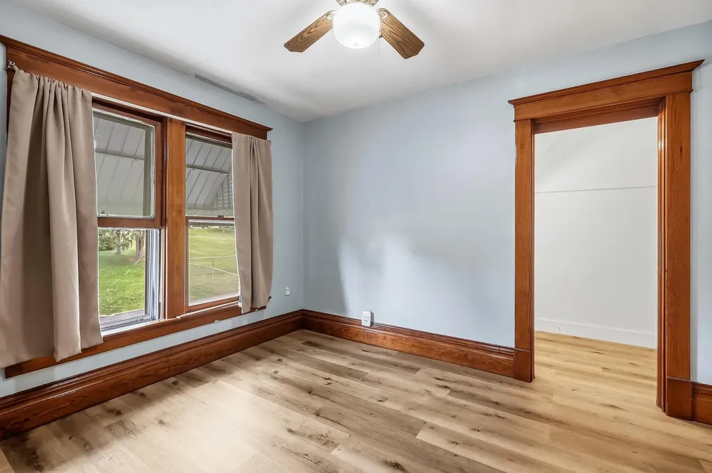 1770 Wood Dubuque IA 52001