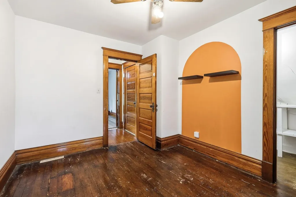1770 Wood Dubuque IA 52001