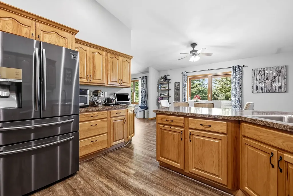 2357 Antler Ridge Dubuque IA 52002