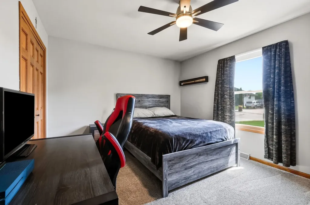 2357 Antler Ridge Dubuque IA 52002