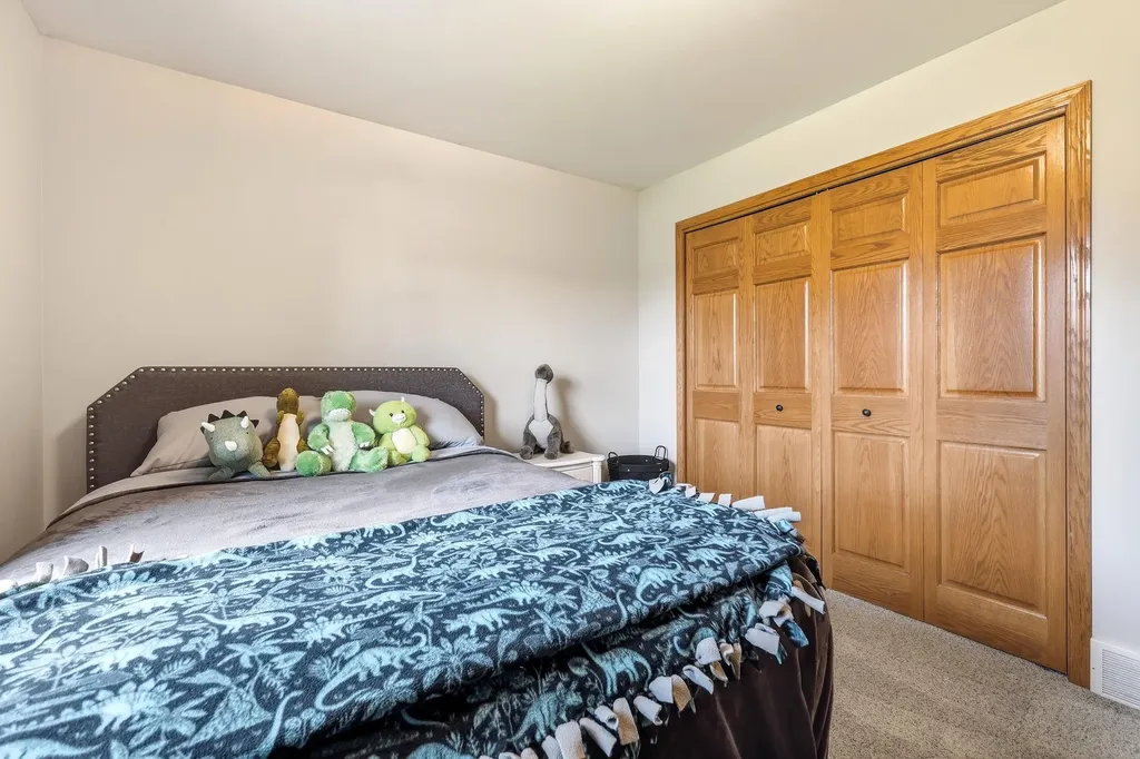 2357 Antler Ridge Dubuque IA 52002