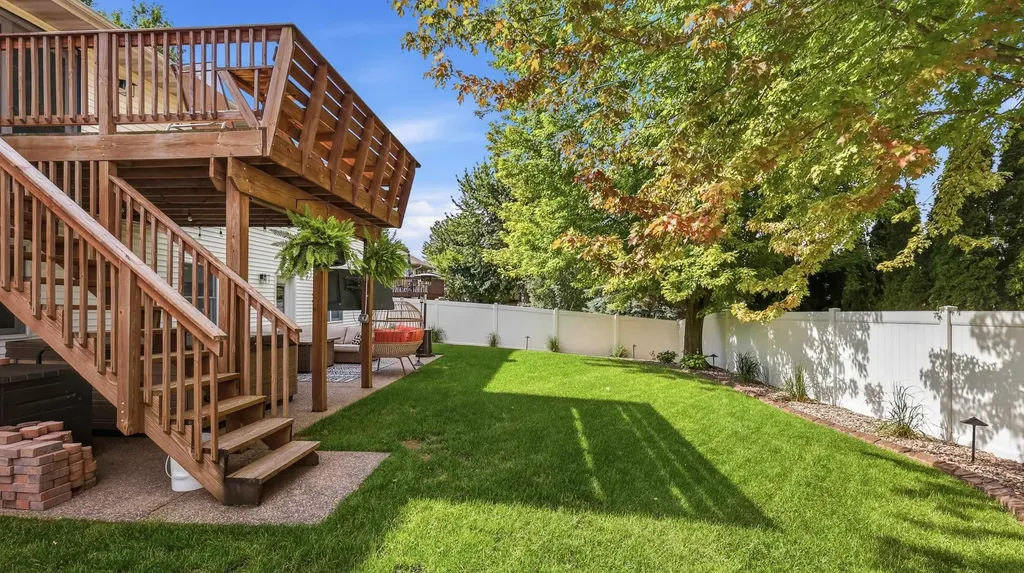 2357 Antler Ridge Dubuque IA 52002