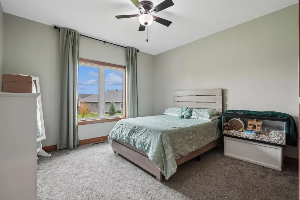1018 7th Street SW Dyersville IA 52040