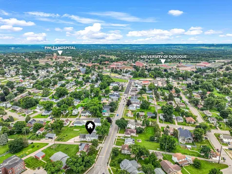 1840 Asbury Dubuque IA 52001