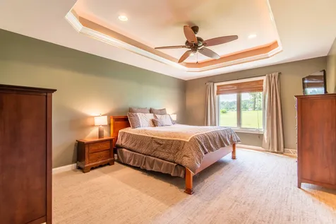 2289 Wedgewood Dubuque IA 52002