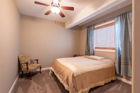 2289 Wedgewood Dubuque IA 52002