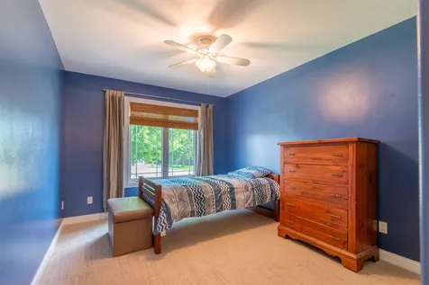 2289 Wedgewood Dubuque IA 52002