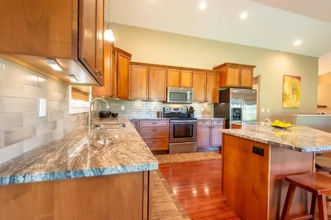 2289 Wedgewood Dubuque IA 52002