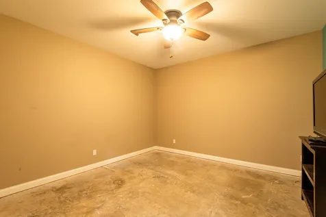 2289 Wedgewood Dubuque IA 52002