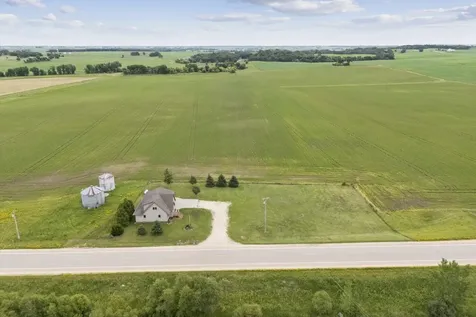 2388 260th Delhi IA 52223